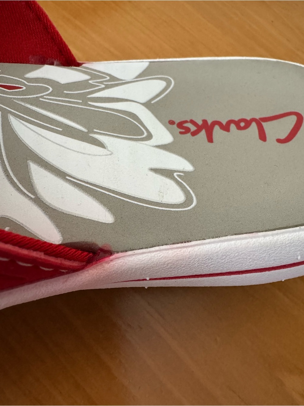 Clarks Red Thong Sandals - Size 7 - Picture 10 of 13